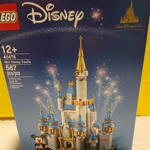 NWT Disney Mini Lego Castle